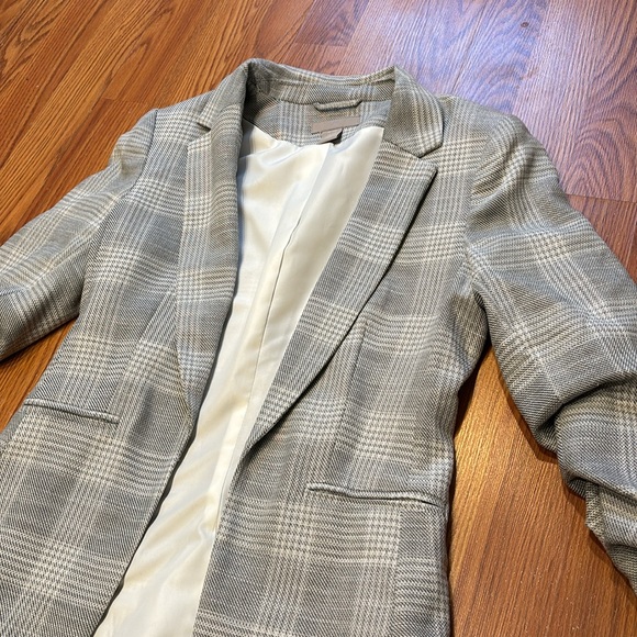 Brand new gray blazer - Picture 2 of 5